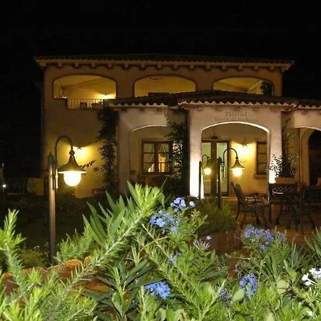 Otel Terra Di Gallura 3*