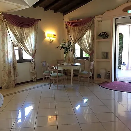 Terra Di Gallura فندق بودوني