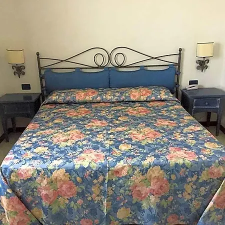 Terra Di Gallura فندق بودوني